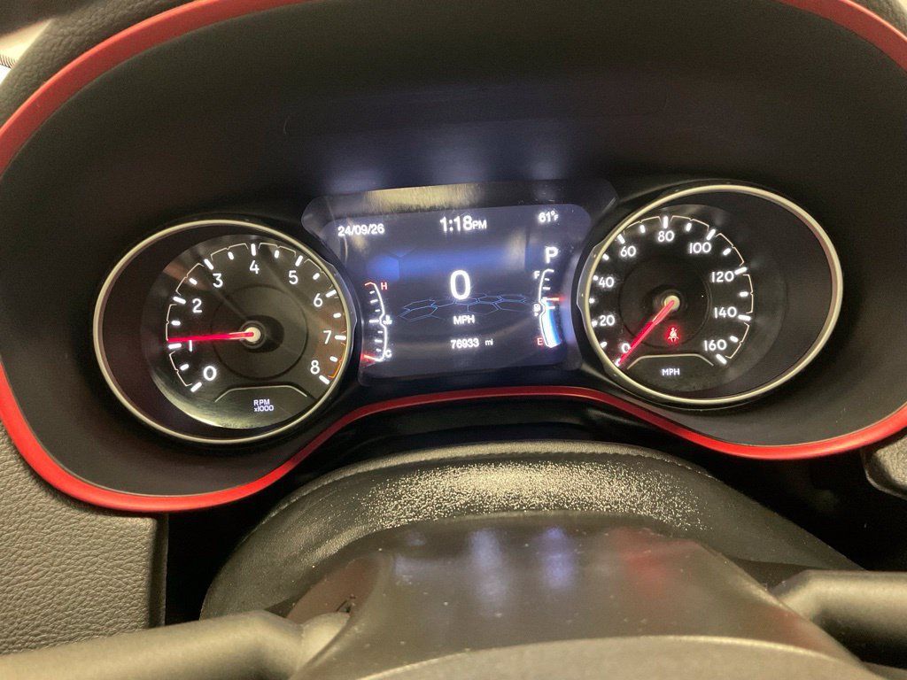 Used 2018 Jeep Compass Trailhawk w/ Navigation Group AWD/4WD image 15