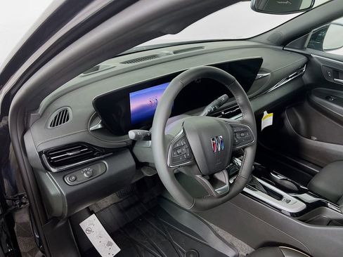 New 2025 Buick Envista Avenir image 8