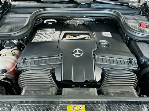 Used 2023 Mercedes-Benz Maybach GLS 600 Maybach GLS 600 image 37