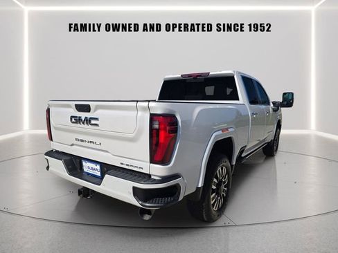 Used 2025 GMC Sierra 2500 Denali Ultimate AWD/4WD image 3