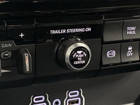 New 2025 RAM 2500 Big Horn image 31