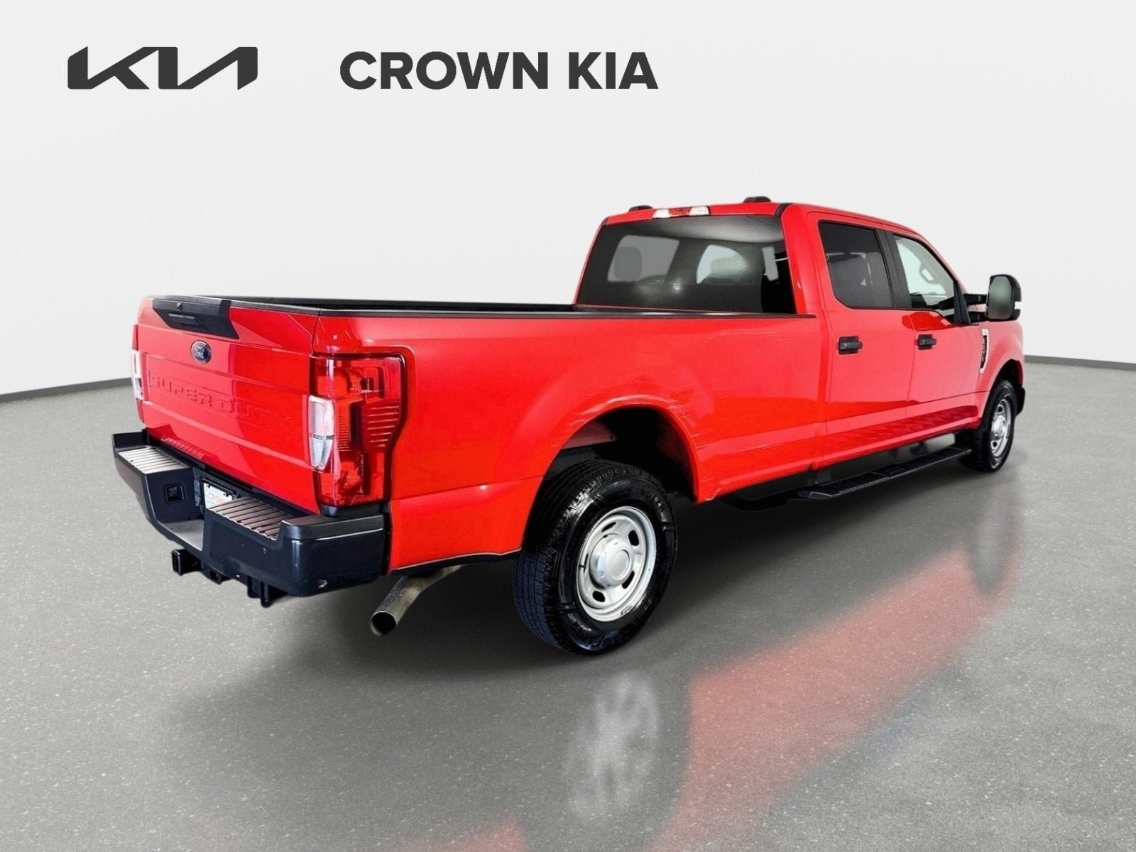 Used 2022 Ford F250 XL w/ Power Equipment Group RWD image 5