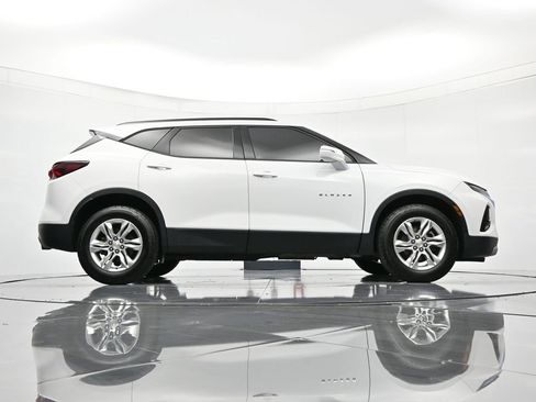 Used 2020 Chevrolet Blazer LT image 35