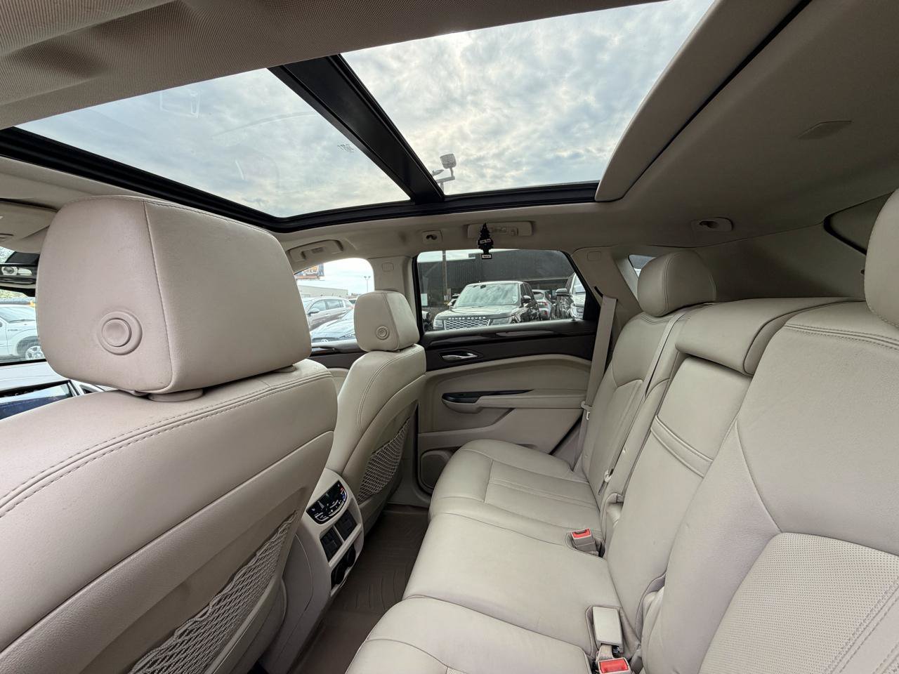 Used 2013 Cadillac SRX Premium AWD/4WD image 13
