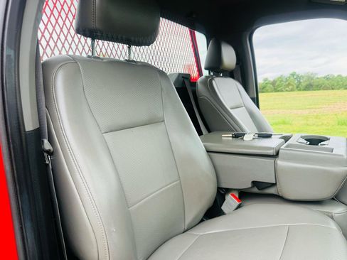 Used 2019 Ford F250 XL w/ Power Equipment Group AWD/4WD image 16