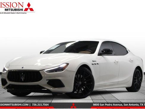 Used 2022 Maserati Ghibli Modena Q4 image 1