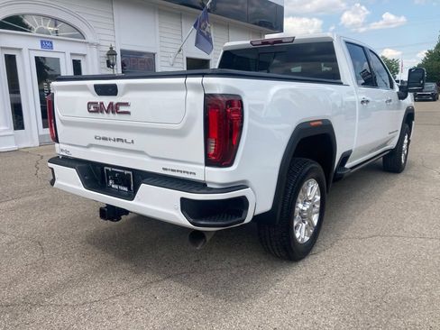 Certified 2023 GMC Sierra 2500 Denali AWD/4WD image 5