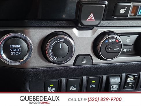 Used 2018 Toyota Tacoma Limited AWD/4WD image 22