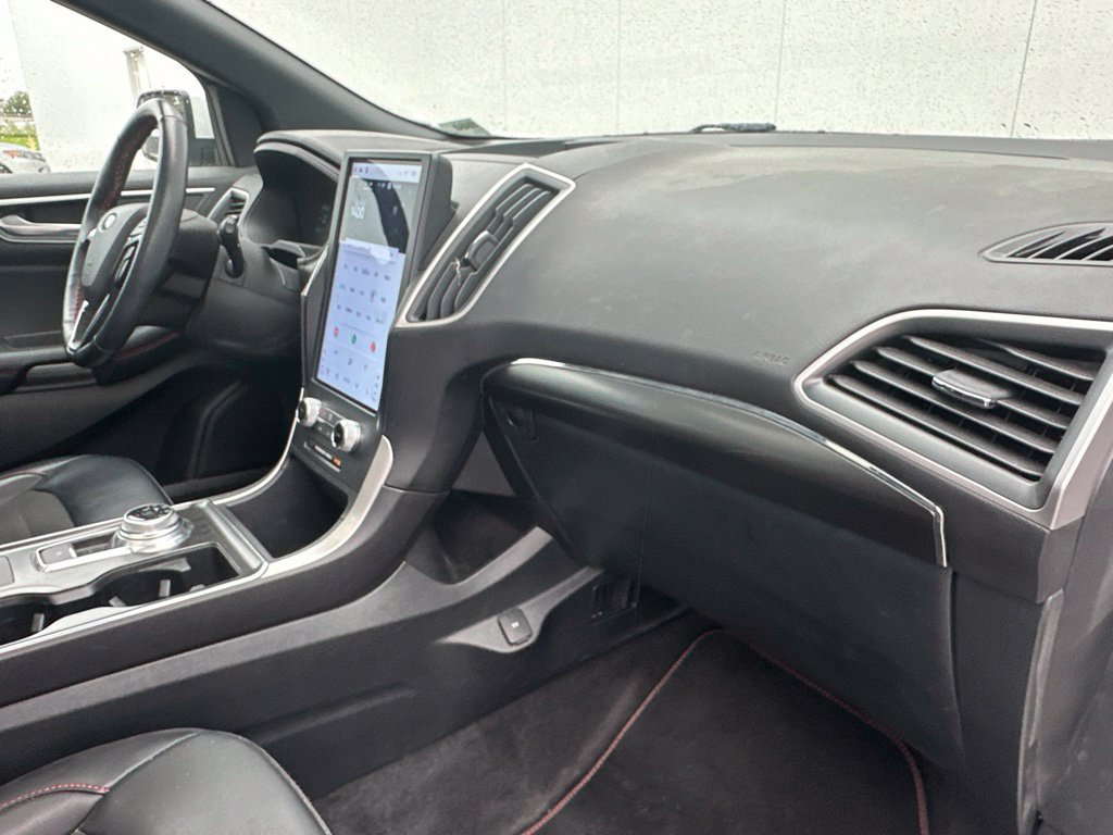 Certified 2024 Ford Edge ST-Line AWD/4WD image 35