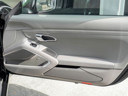 Used 2012 Porsche 911 Carrera S image 31