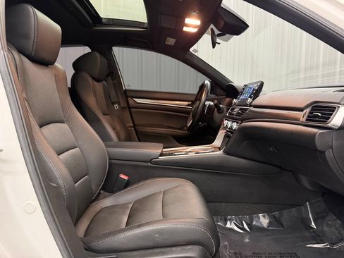 Used 2021 Honda Accord Sport image 43