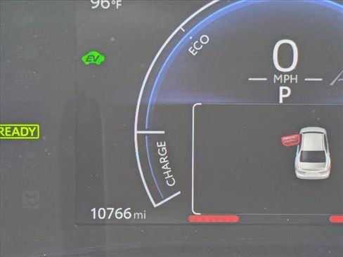 Used 2025 Toyota Camry LE FWD image 11