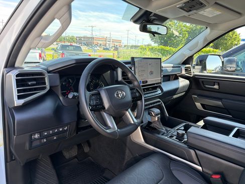 Used 2023 Toyota Tundra SR5 w/ SR5 Premium Package AWD/4WD image 11