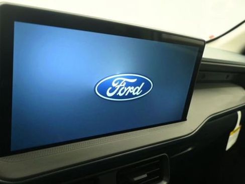 New 2026 Ford Maverick Lariat AWD/4WD image 17