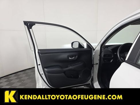 Used 2024 Honda HR-V LX image 20