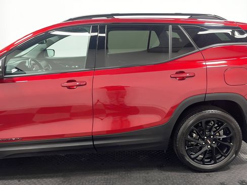 Used 2023 GMC Terrain SLT w/ Tech Package AWD/4WD image 15