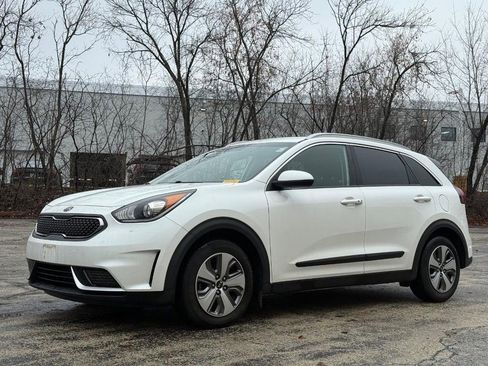 Used 2019 Kia Niro LX image 7
