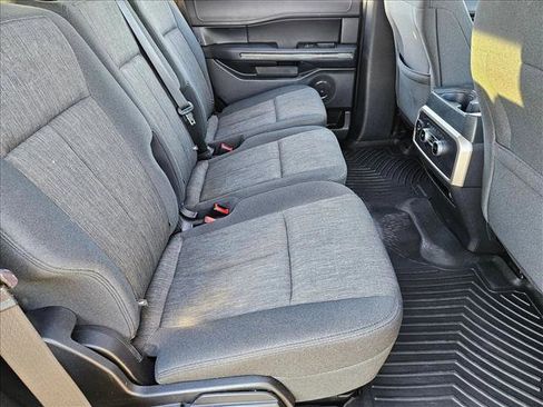 Used 2022 Ford Expedition XLT image 19