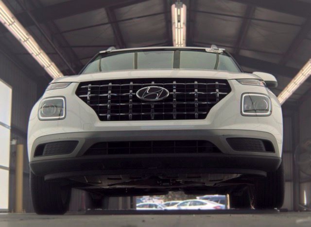 Certified 2026 Hyundai Venue SEL FWD image 3
