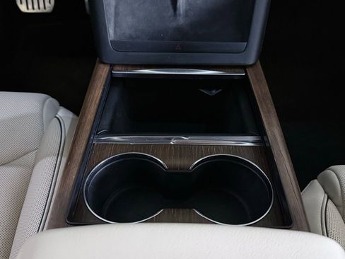 Used 2021 Tesla Model S Plaid image 33