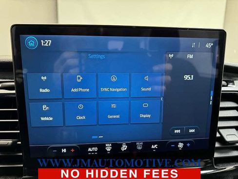 Used 2023 Ford Transit 350 XLT image 28