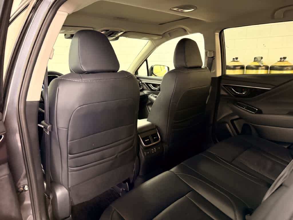 Certified 2025 Subaru Outback Limited AWD/4WD image 11