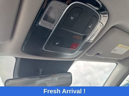 Used 2025 Hyundai Sonata SEL FWD image 9