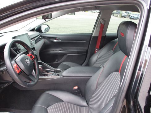 Used 2022 Toyota Camry TRD w/ TRD Package w/JBL Audio FWD image 12