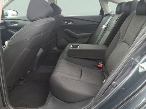 Used 2024 Honda Accord LX image 19