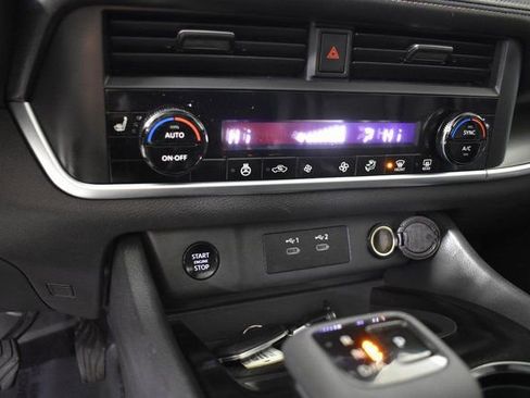 Certified 2024 Nissan Rogue SV w/ SV Premium Package image 18