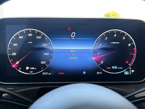 Used 2022 Mercedes-Benz C 300 Sedan image 9