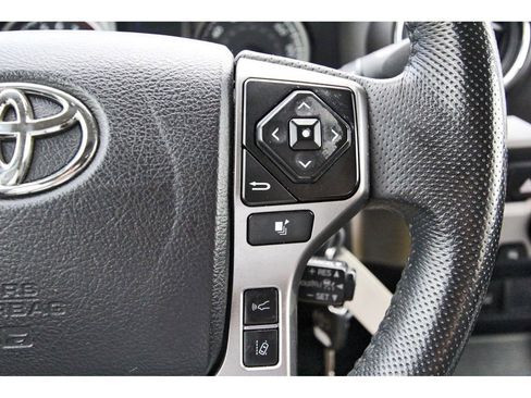 Used 2021 Toyota Tacoma SR5 image 19