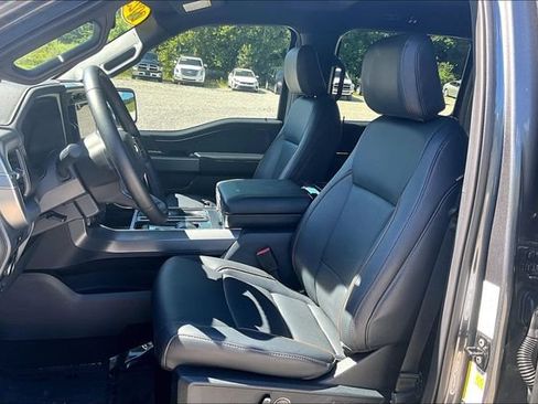 Used 2025 Ford F150 Lariat w/ Equipment Group 502A High AWD/4WD image 25