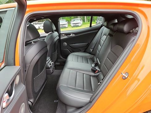 Used 2020 Kia Stinger GT2 AWD/4WD image 11