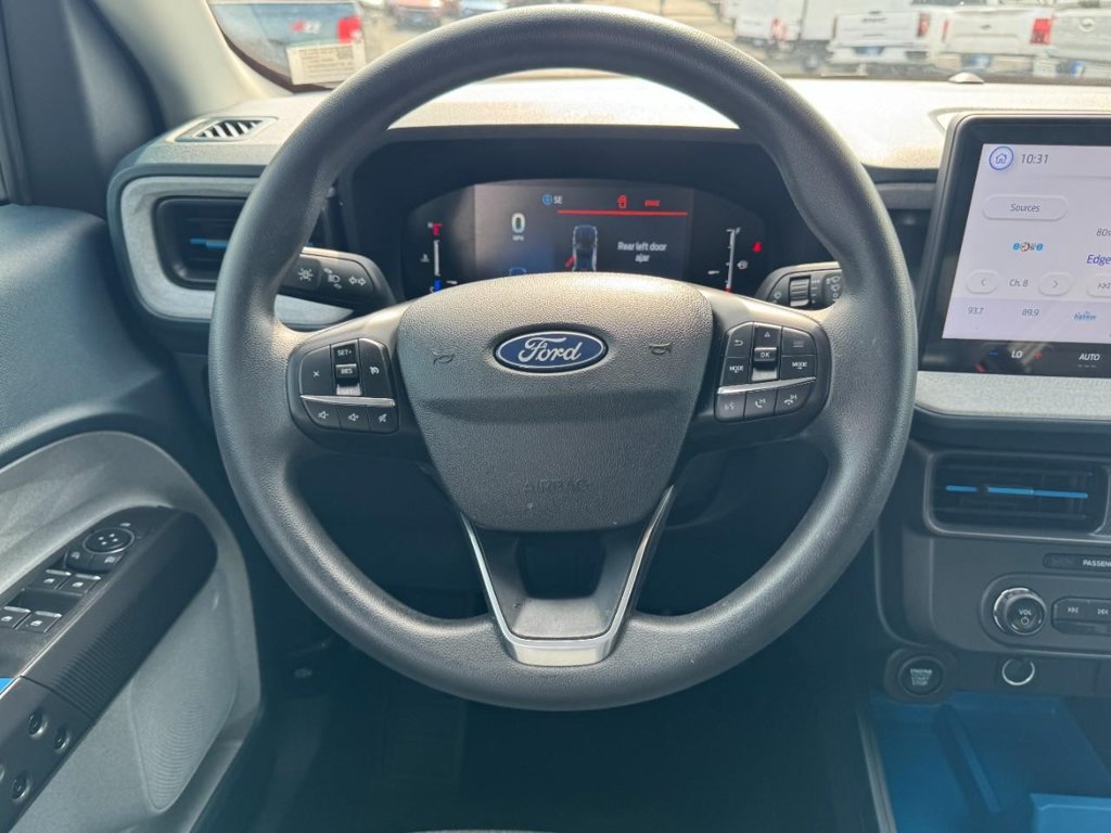 Used 2025 Ford Maverick XLT FWD image 12