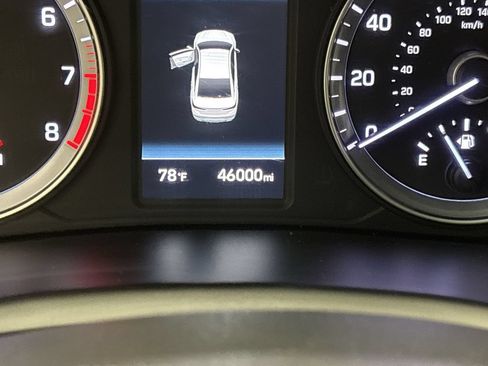 Used 2018 Hyundai Sonata Limited FWD image 16