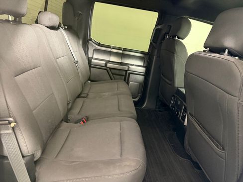 Used 2019 Ford F150 XLT w/ Equipment Group 302A Luxury AWD/4WD image 19