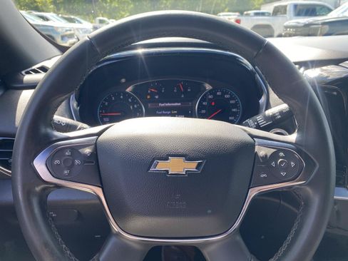 Used 2023 Chevrolet Traverse LT w/ LPO, Floor Liner Package AWD/4WD image 31