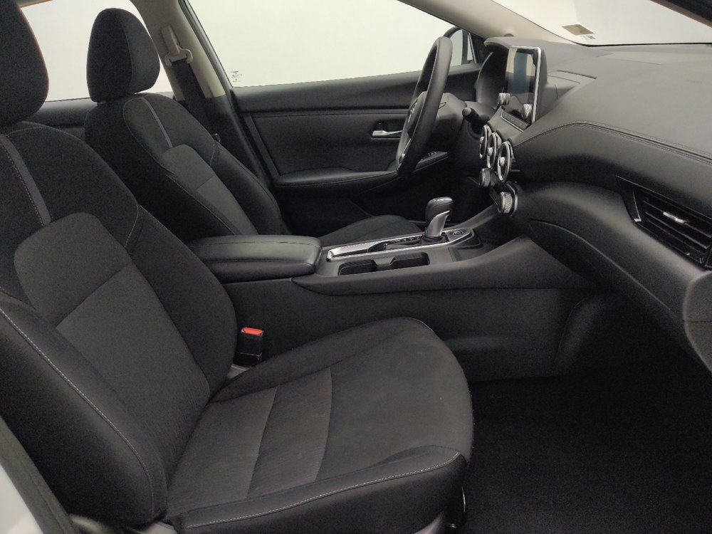 Used 2025 Nissan Sentra SV FWD image 21