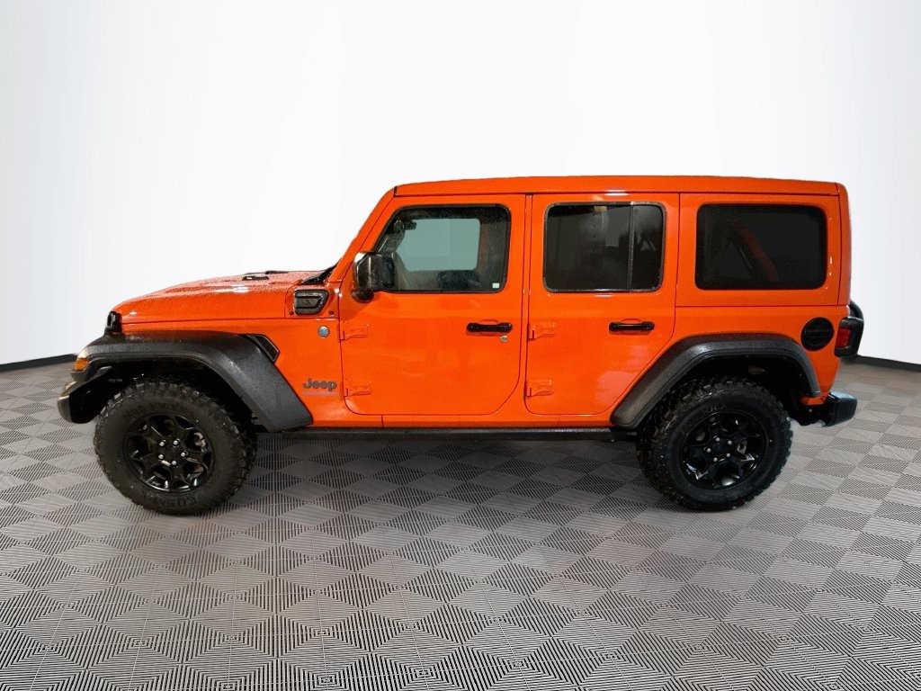 Used 2023 Jeep Wrangler Unlimited w/ Sun & Screen Package AWD/4WD image 9