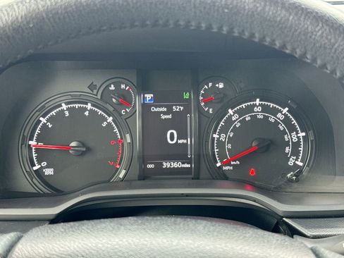 Used 2020 Toyota 4Runner SR5 Premium image 11