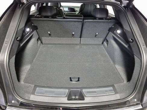 New 2026 Cadillac Lyriq Premium Luxury image 10