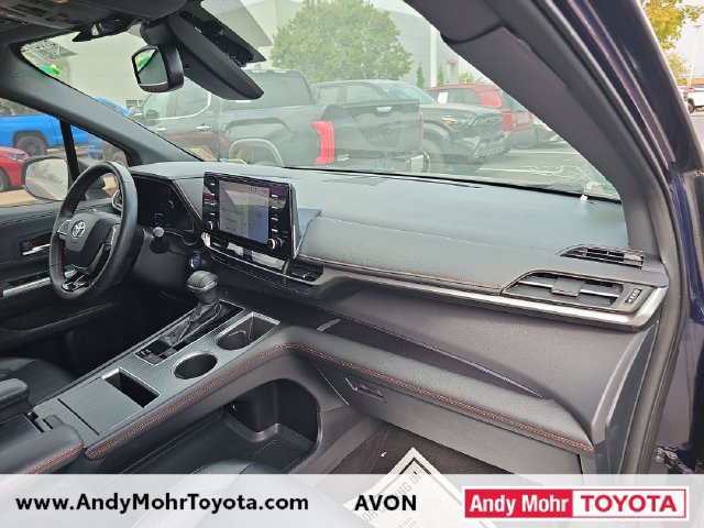 Used 2021 Toyota Sienna XSE FWD image 20