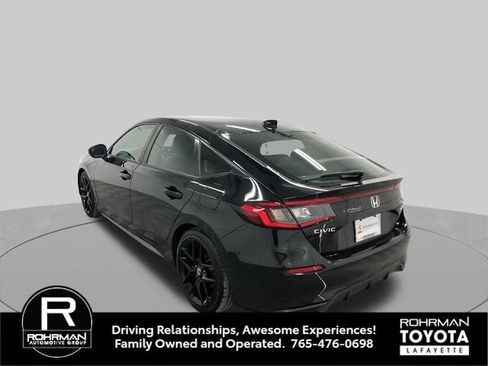 Used 2024 Honda Civic Sport image 4