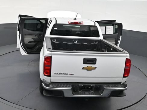 Used 2020 Chevrolet Colorado W/T RWD image 29
