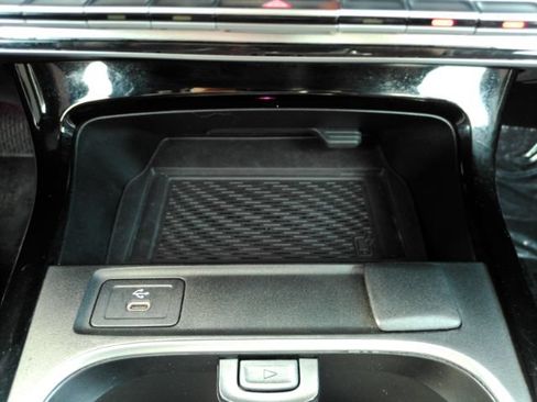 Used 2025 Mercedes-Benz CLA 250 4MATIC image 48