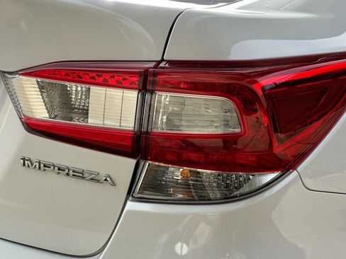 Used 2022 Subaru Impreza 2.0i image 12