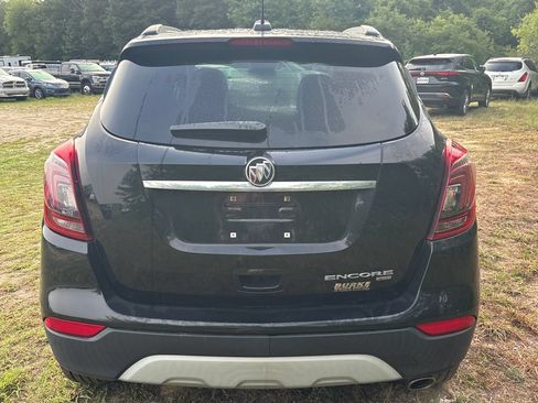Used 2022 Buick Encore Preferred w/ Safety Package AWD/4WD image 8