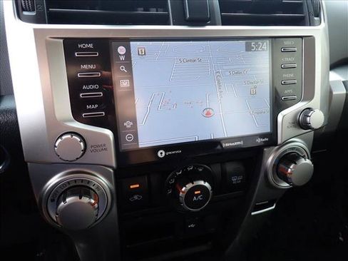 Used 2022 Toyota 4Runner SR5 AWD/4WD image 20