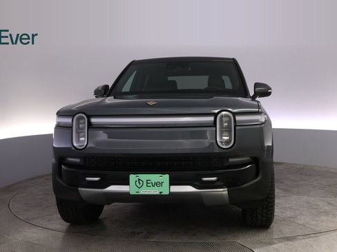 Used 2025 Rivian R1T Adventure Dual AWD/4WD image 12